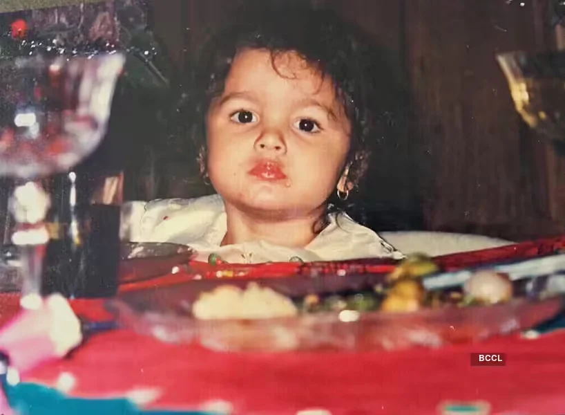 Take a look at this adorable childhood photo of Bollywood actress Alia Bhatt, who has now grown into a diva.