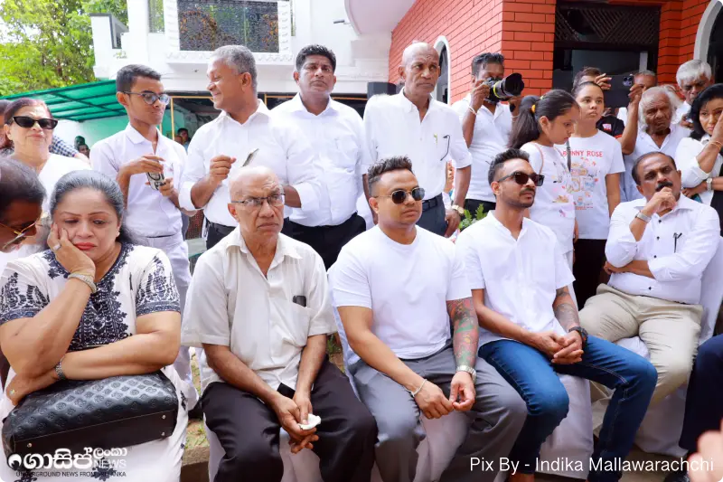 gossiplanka image 108