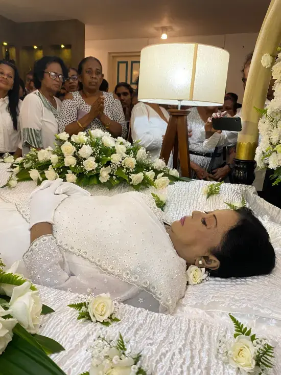 gossiplanka-malani-fonseka image 11