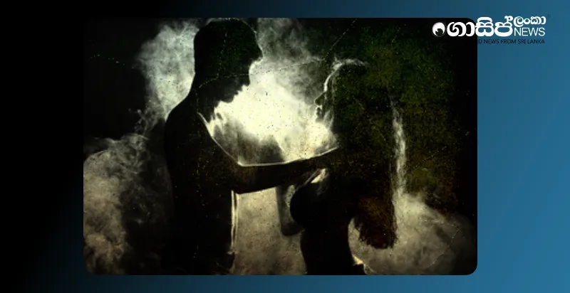 teachers-mothers-servant-hrithik-turned-off-the-lights-and-kissed-her-touching-her-private-parts