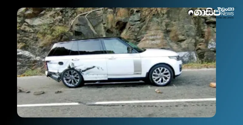 a-bus-came-like-a-tentacle-hit-our-jeep-and-disappeared-from-view-range-rover-driver