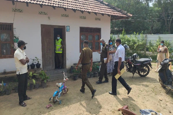 padukka-teacher-burnt-kosgama