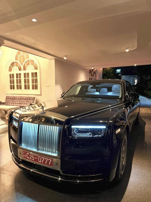 new-story-about-the-70-million-fine-dogs-and-dudleys-rolls-royce