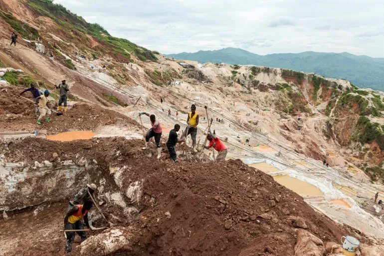 over-200-killed-in-congo-mine-landslide