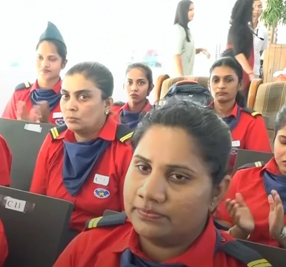 for-the-first-time-in-history-female-bus-conductors-will-be-appointed-at-langama