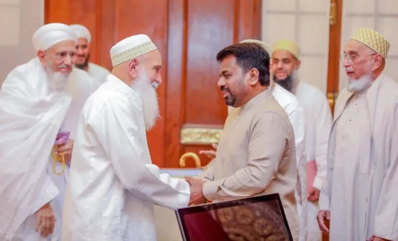 a-meeting-between-the-leader-of-the-bora-community-and-the-president