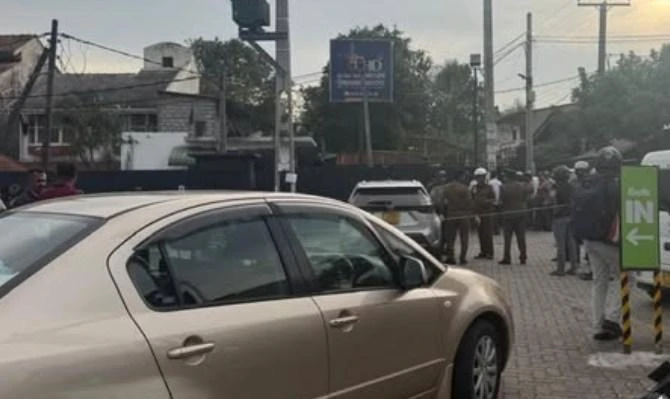 a-couple-in-a-keels-car-park-vehicle-in-akuregoda-is-murdered