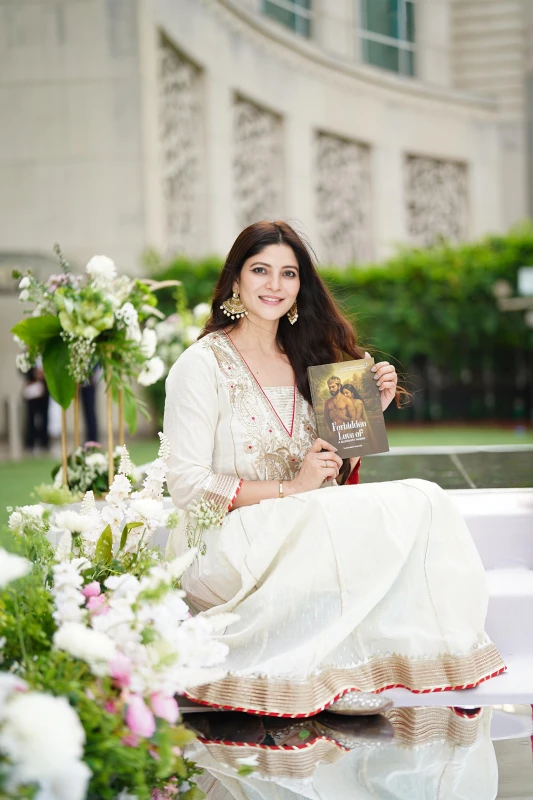 bollywood-superstar-kajar-urumila-jain-who-played-yashodhara-is-coming-back-to-sri-lanka-with-the-movie-unacceptable-love-of-bhikshuka