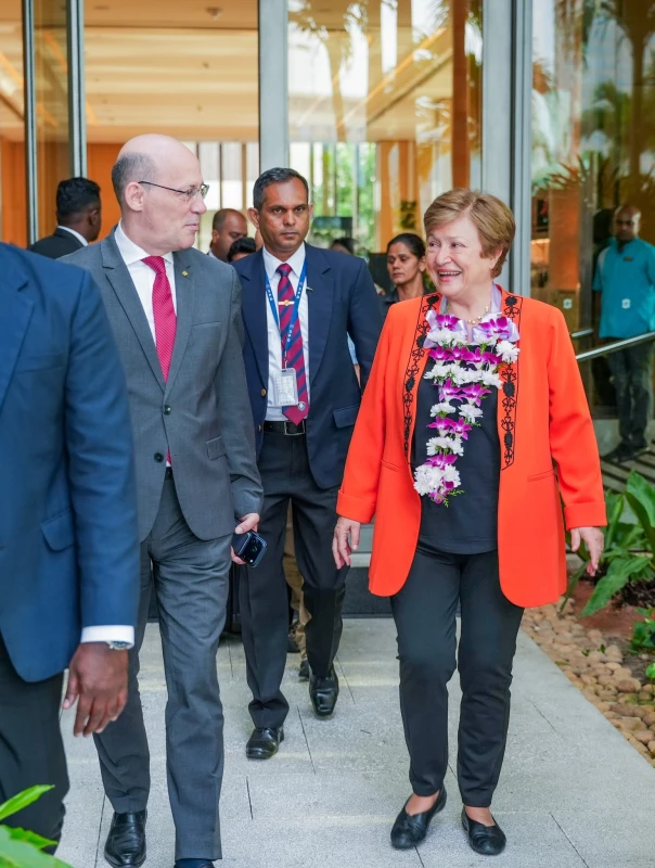 imf-chief-christina-comes-to-sri-lanka
