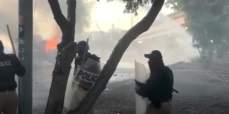 riots-across-pakistan---un-office-also-hit---23-dead-now