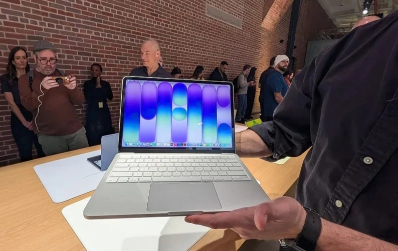 a-cheapest-laptop-called-neo-from-apple-to-the-market