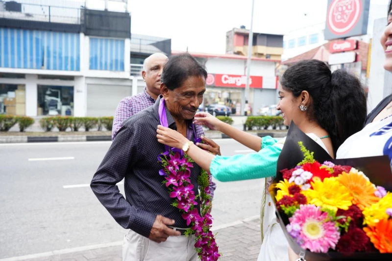 a-tribute-to-lyricist-kumaradasa-saputanthri