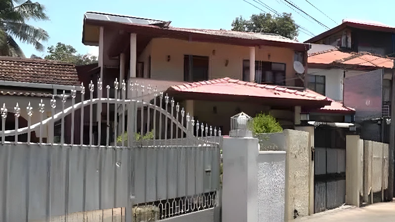 the-four-crore-three-storey-house-belonging-to-batuwatte-chamara-will-be-sealed