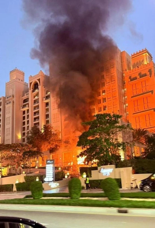 uae-arrests-videographers-of-missile-and-drone-attacks-as-tourism-image-crumbles