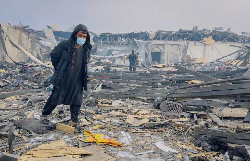 400-killed-in-an-attack-suspected-to-be-from-pakistan-on-a-hospital-in-kabul