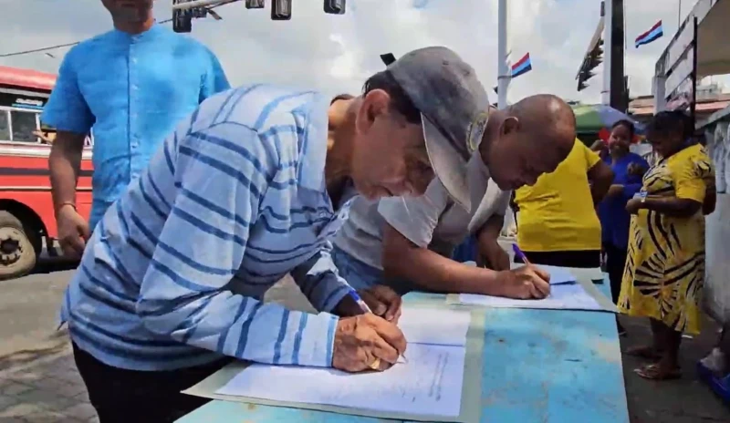 social-media-reactions-to-the-galle-signature-campaign-to-save-sale