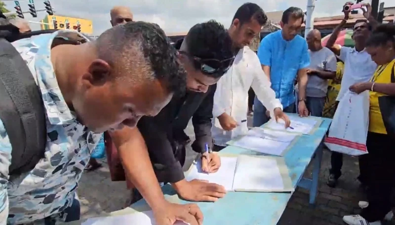 social-media-reactions-to-the-galle-signature-campaign-to-save-sale