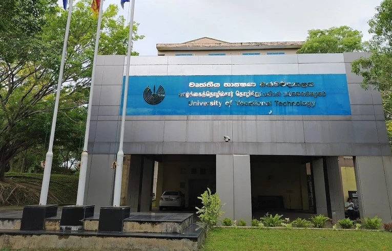 a-stabbing-at-ratmalana-univotec