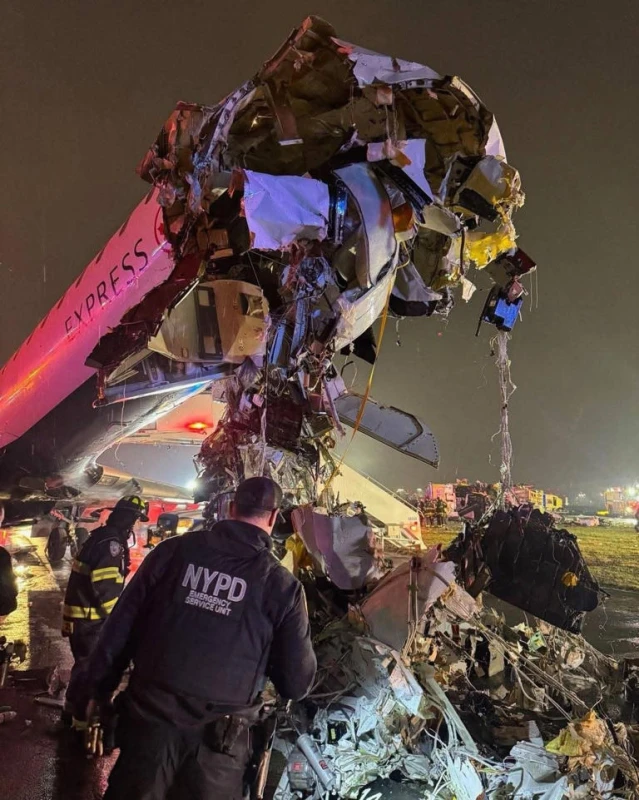 air-canada-express-crashes-in-new-york