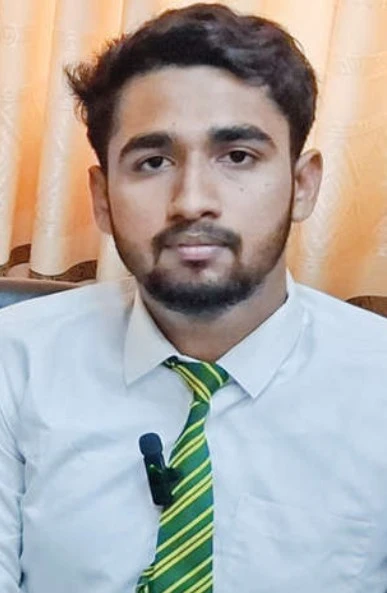 worker-to-a-target---says-commerce-first