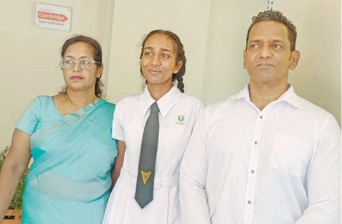ishani-and-heshan-who-stood-first-in-two-technical-subjects