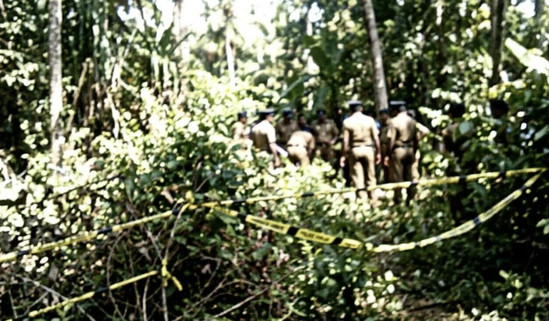 a-mysterious-corpse-in-a-thicket-of-padukka-jungle