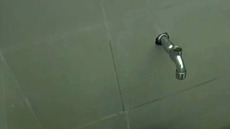 political-hypocrites-vandalized-the-fort-bus-stand-24-hours-after-opening