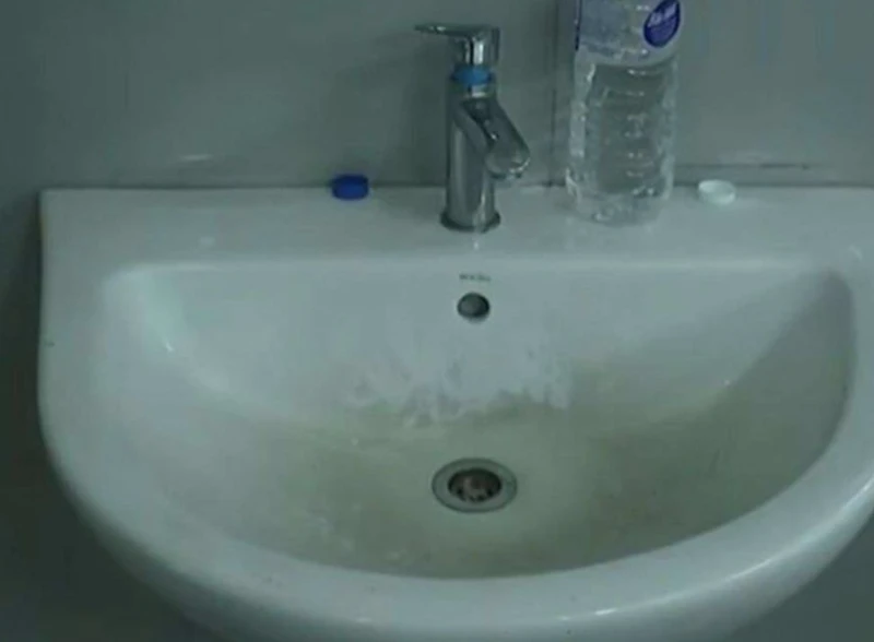 political-hypocrites-vandalized-the-fort-bus-stand-24-hours-after-opening