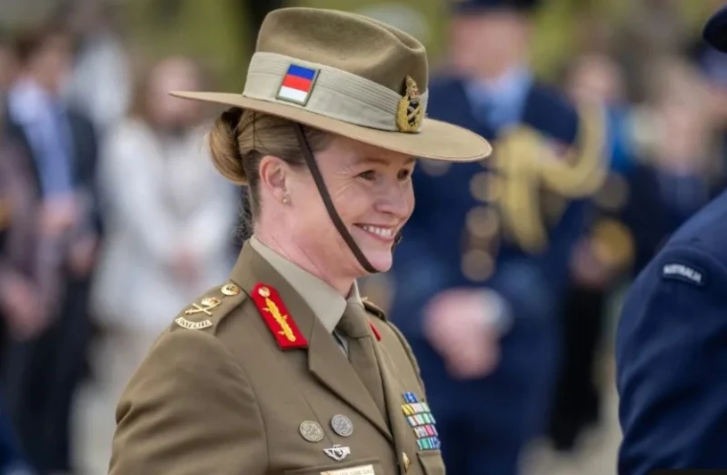 australias-first-female-army-commander---lieutenant-general-susan