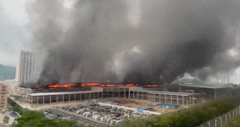 chinas-shenzhen-byd-factory-caught-fire