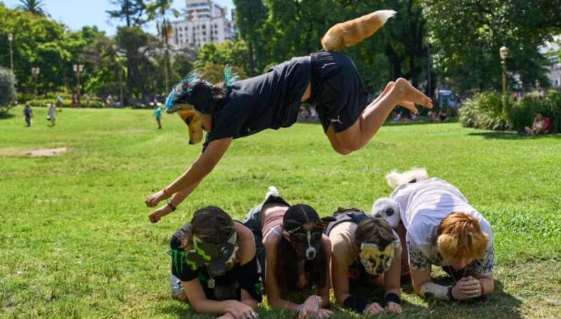 controversy-over-argentinas-therian-wave