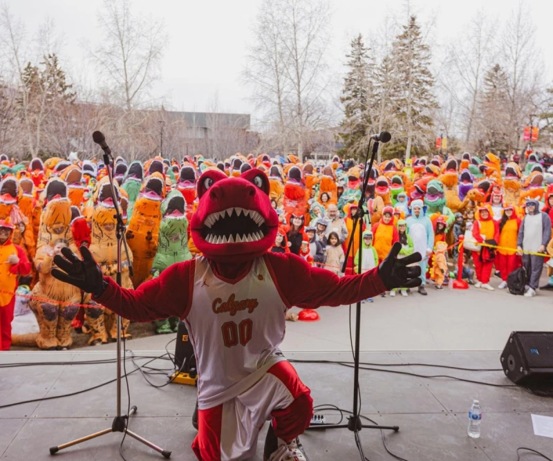 university-of-calgary-set-guinness-world-record-for-wearing-dinosaur-costumes