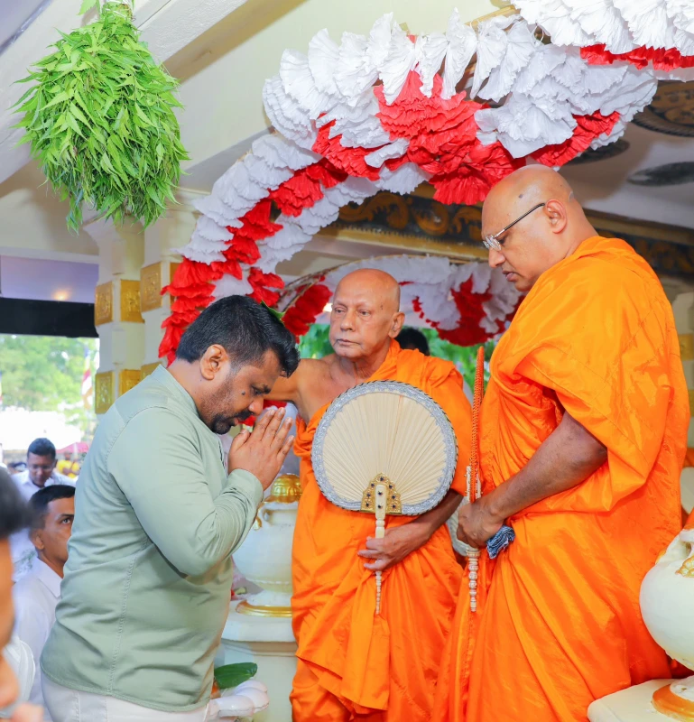 the-president-joins-the-official-ceremony-of-head-oiling