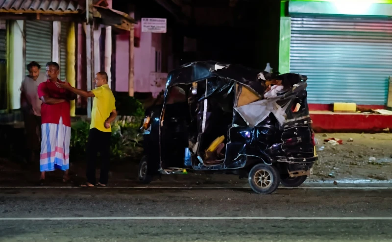 aheliyagoda-13-people-were-sent-to-the-hospital-in-the-6-vehicle-accident-of-the-drunk-driver