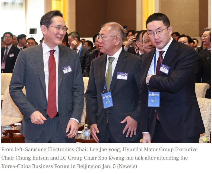 south-korean-president-on-a-visit-to-india-with-the-owners-of-samsung-hyundai-lg-and-sk