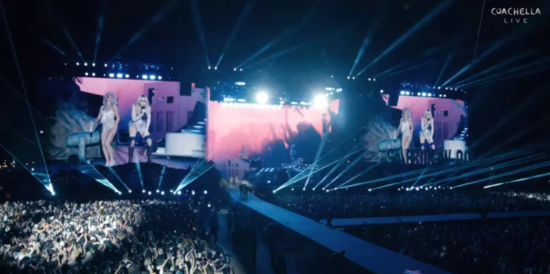 madonna-who-suddenly-came-to-a-concert-in-california-made-a-speech-based-on-astrology