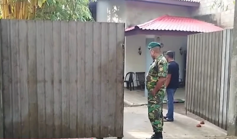 a-group-of-people-who-came-to-midigama-house-set-the-honda-civic-on-fire-and-fled