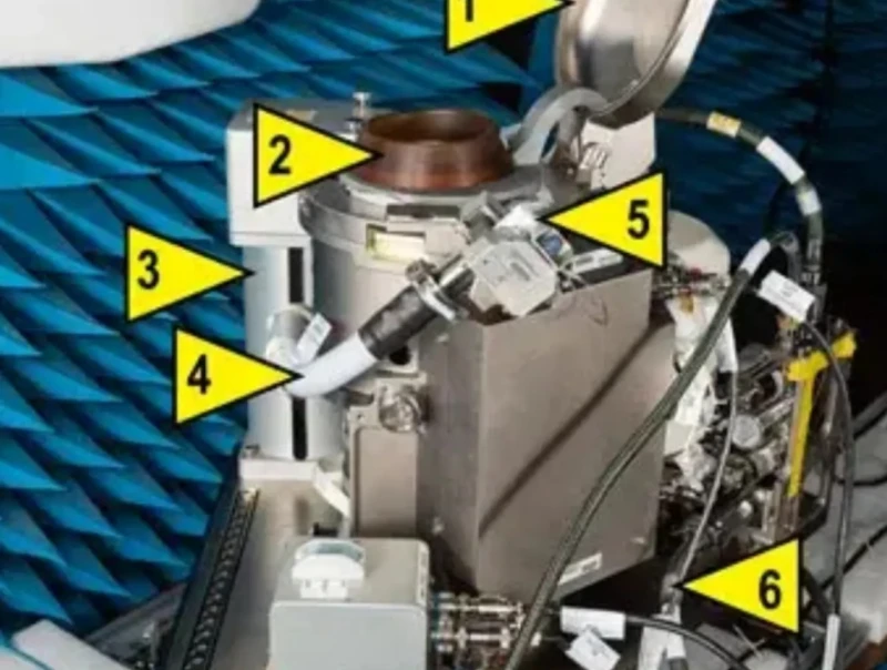 the-toilet-problem-of-the-plane-that-went-to-the-moon-came-to-the-fore