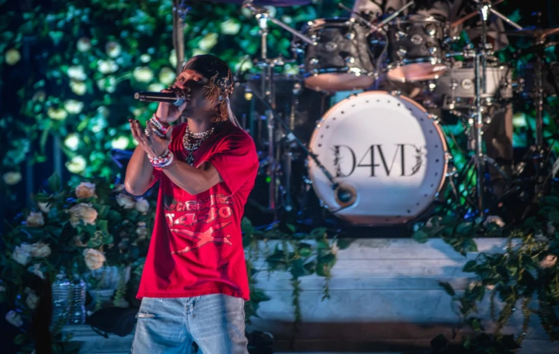 40-tb-of-abuse-videos-on-the-digital-devices-of-the-singer-who-pleaded-guilty-to-killing-the-girl