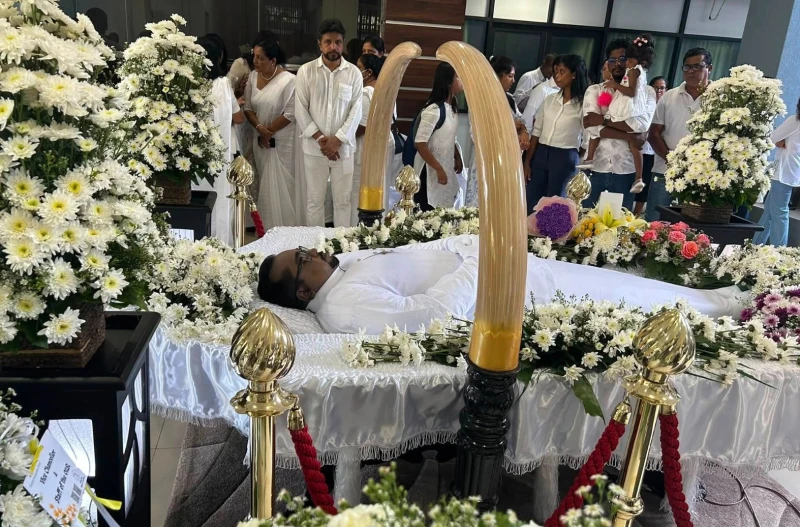 professor-naleen-abeysekera-left