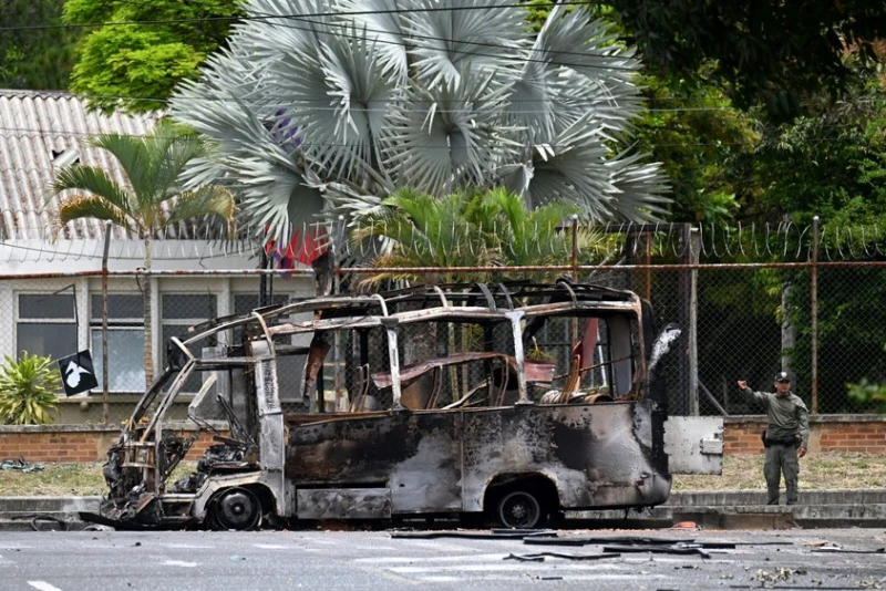 one-million-dollars-for-the-capture-of-pablo-escobars-second-in-command-ivan-mordisco