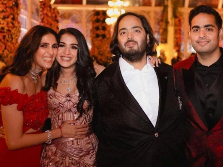 ambani-son-has-come-forward-to-save-the-80-hippopotamus-that-escobar-brought-to-colombia