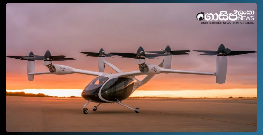 flying-taxis-fly-over-traffic-in-new-york-city