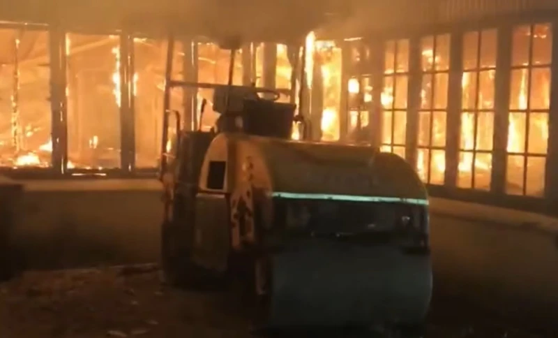 a-ragala-tea-factory-burns-down