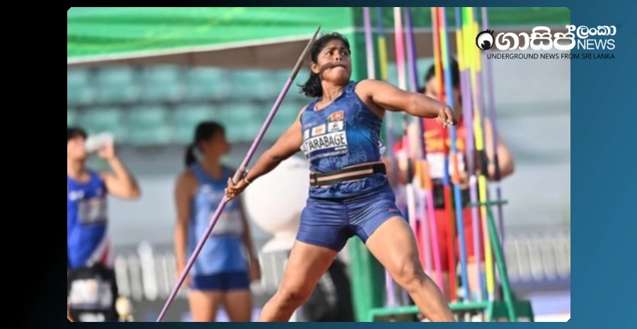nadisha-wins-the-silver-medal-in-javelin-throw