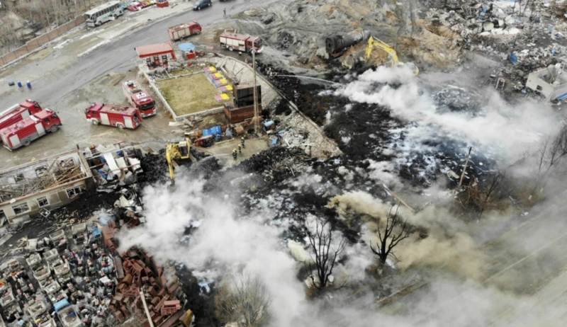 21-killed-in-an-explosion-at-a-chinese-fireworks-factory