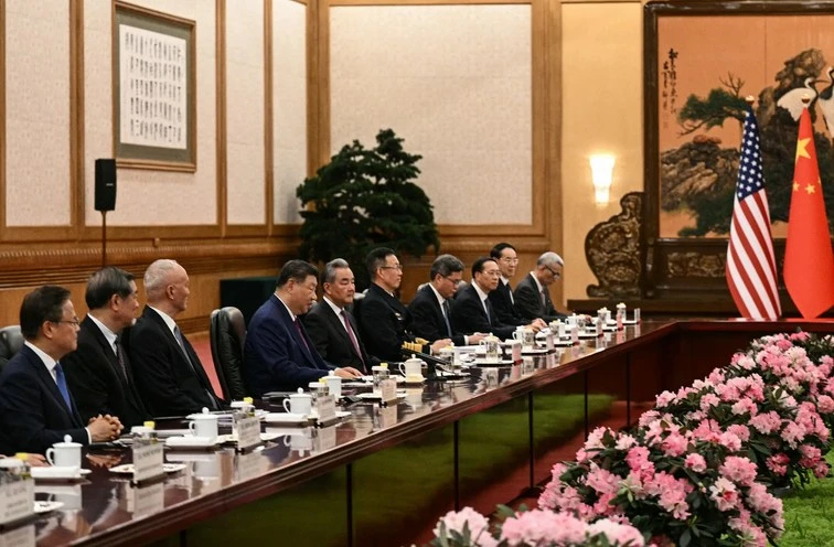 trump-goes-to-china-and-meets-xi-jinping