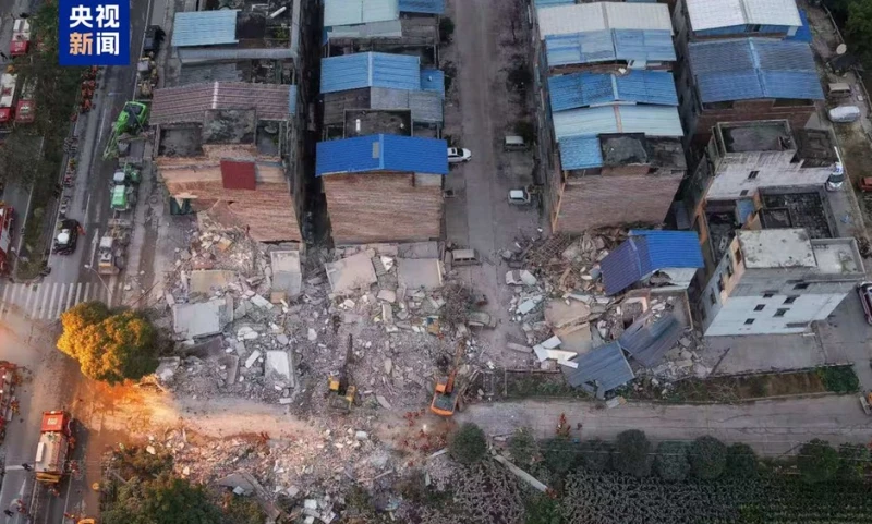 earthquake-in-southwest-china---buildings-destroyed