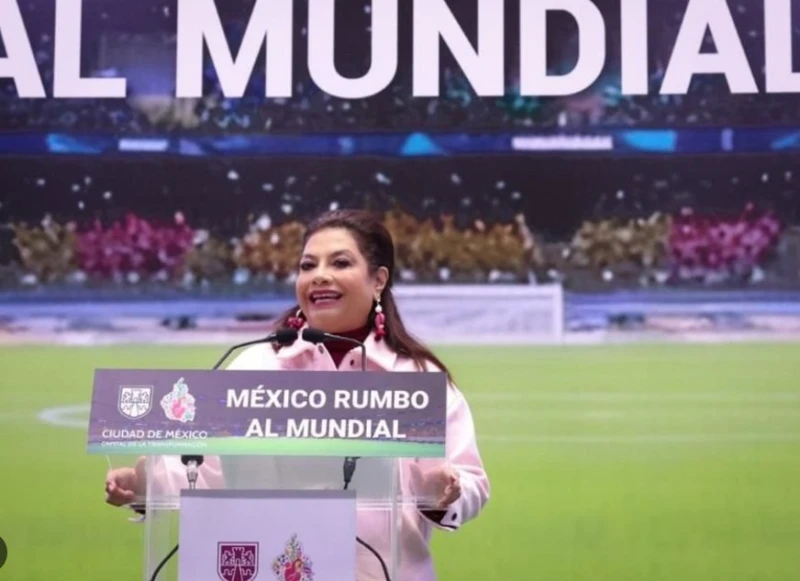 fifa-world-cup-mexicos-decorations-for-the-mayor-to-see-the-error