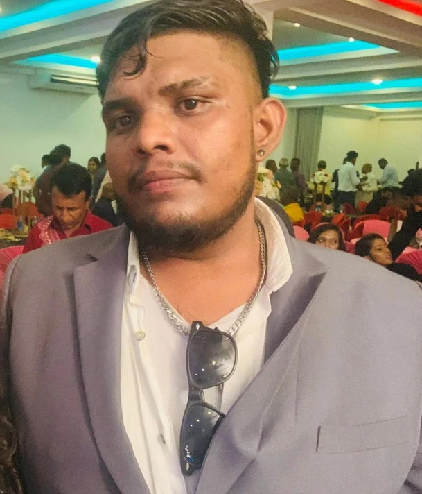 the-police-are-asking-for-public-assistance-to-find-the-driver-of-the-car-that-killed-the-lawyer-in-akuregoda